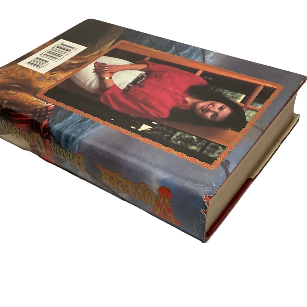 Voyager - Outlander Series #3 by Diana Gabaldon 1st / 1st Hardcover - Picture 9 of 13